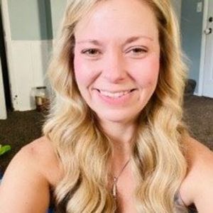 Meet your Posher, Janelle